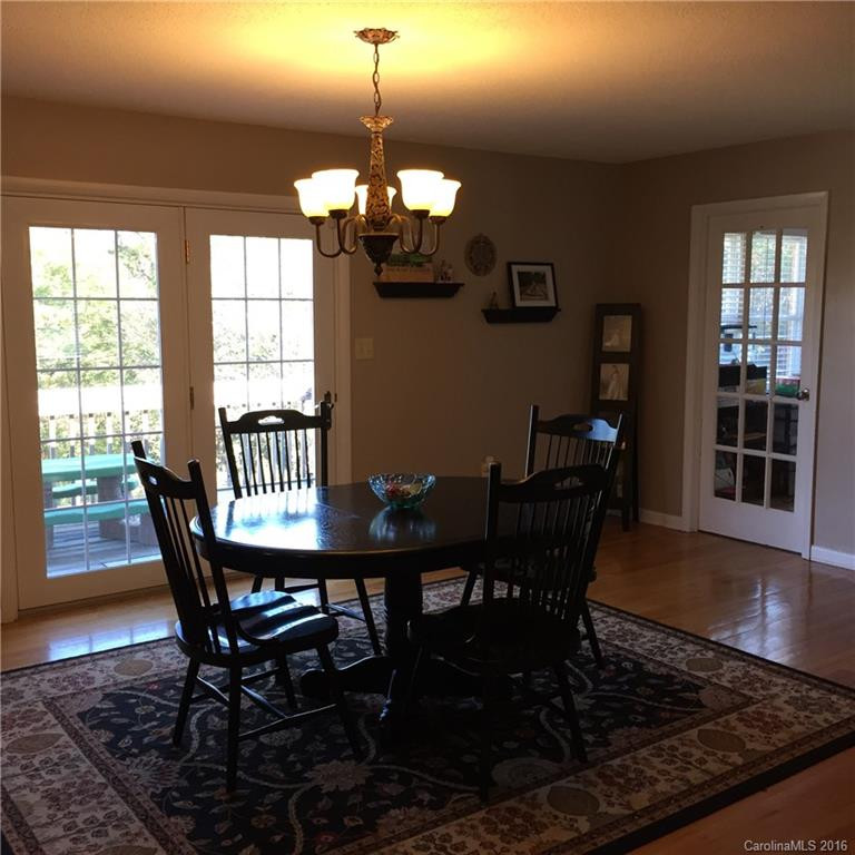 406 Toney Road - Photo 5