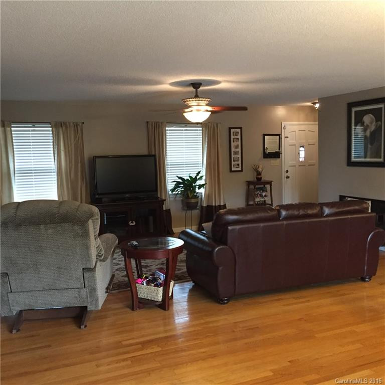 406 Toney Road - Photo 7