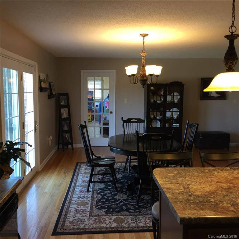 406 Toney Road - Photo 8