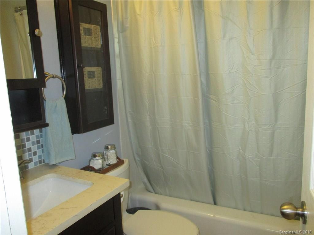 1733 Clairmont Drive - Photo 15