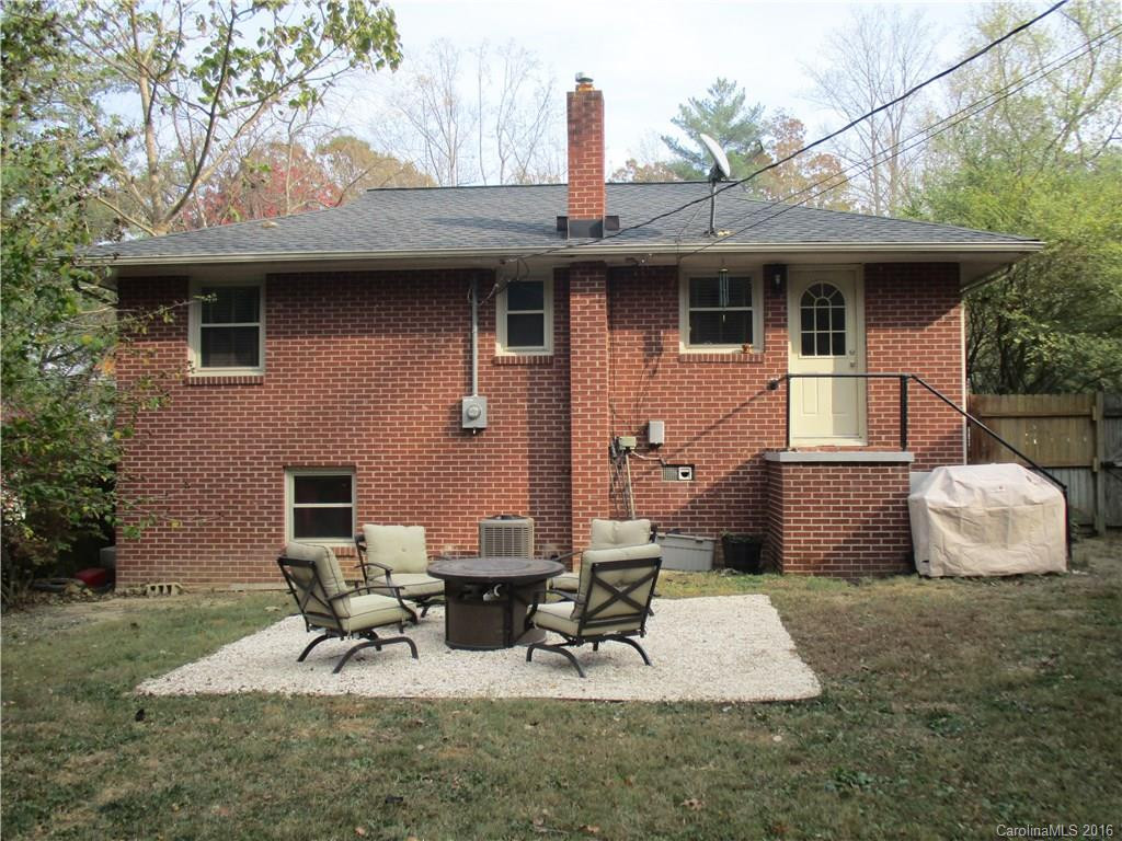1733 Clairmont Drive - Photo 18