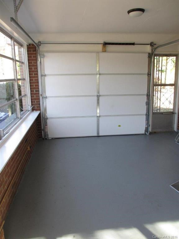 833 Whitted Street - Photo 12