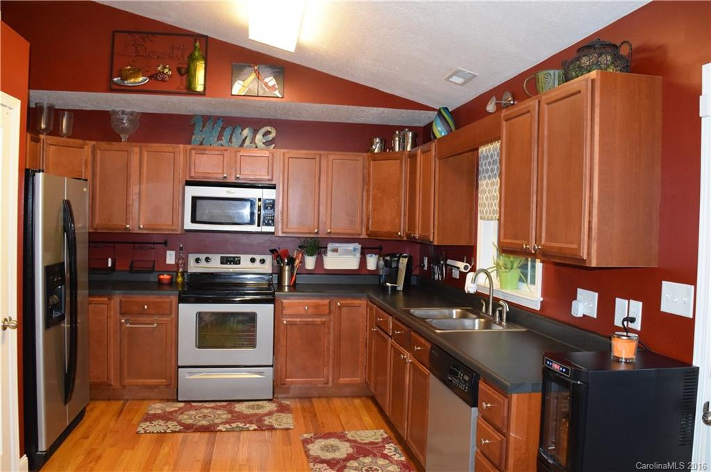 4067 Caitlins Way - Photo 3