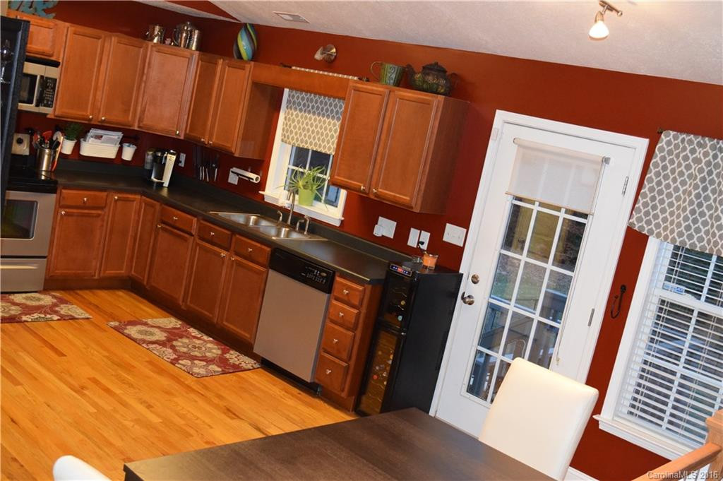 4067 Caitlins Way - Photo 4