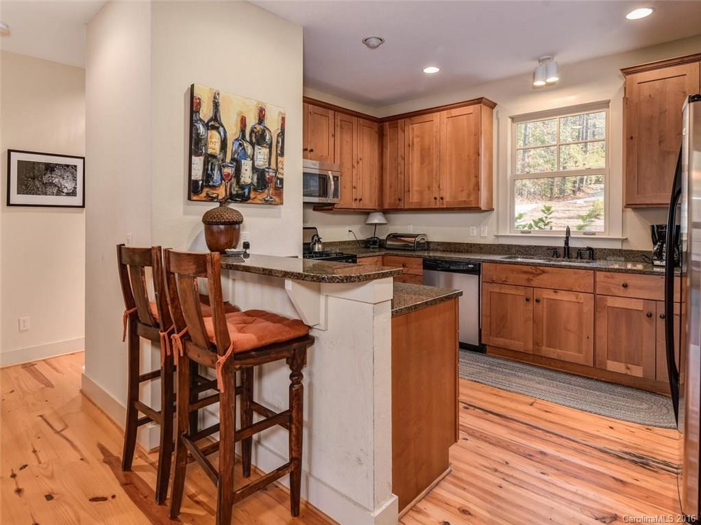 73 Woodland Court - Photo 10
