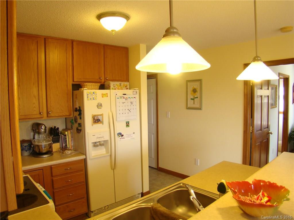 485 Mountain Lookout Drive - Photo 6