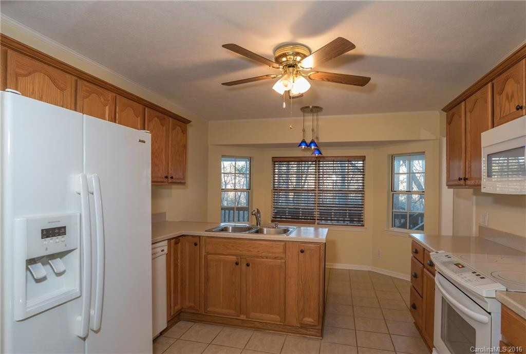 429 Hunters Glen Lane - Photo 5