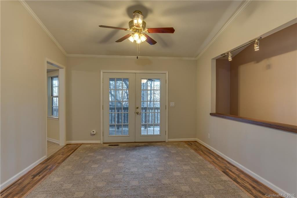 429 Hunters Glen Lane - Photo 8