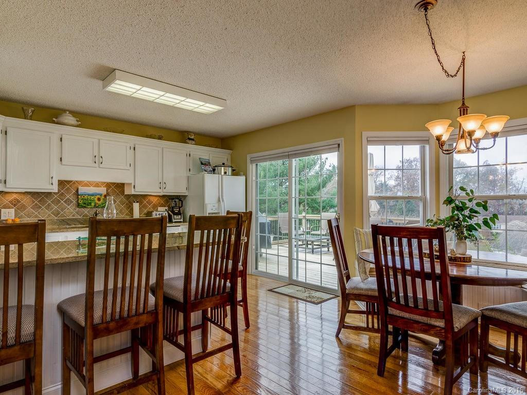 223 Ferguson Drive - Photo 11