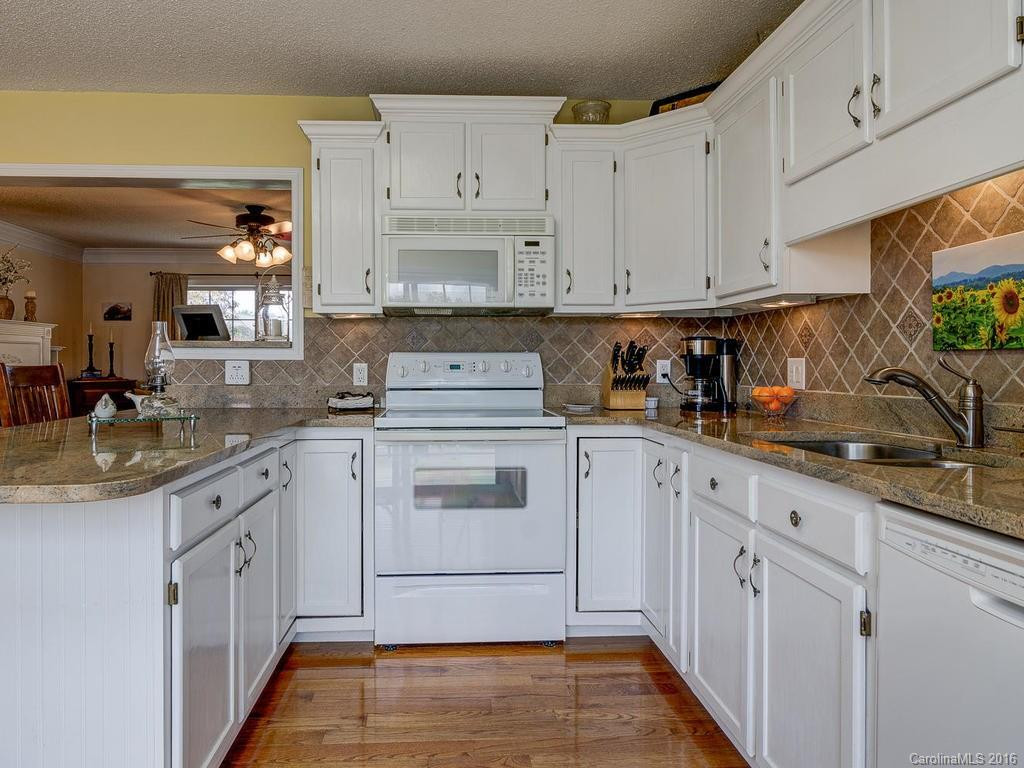 223 Ferguson Drive - Photo 13