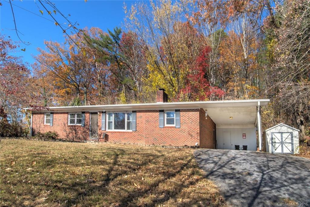 224 Lyndhurst Drive