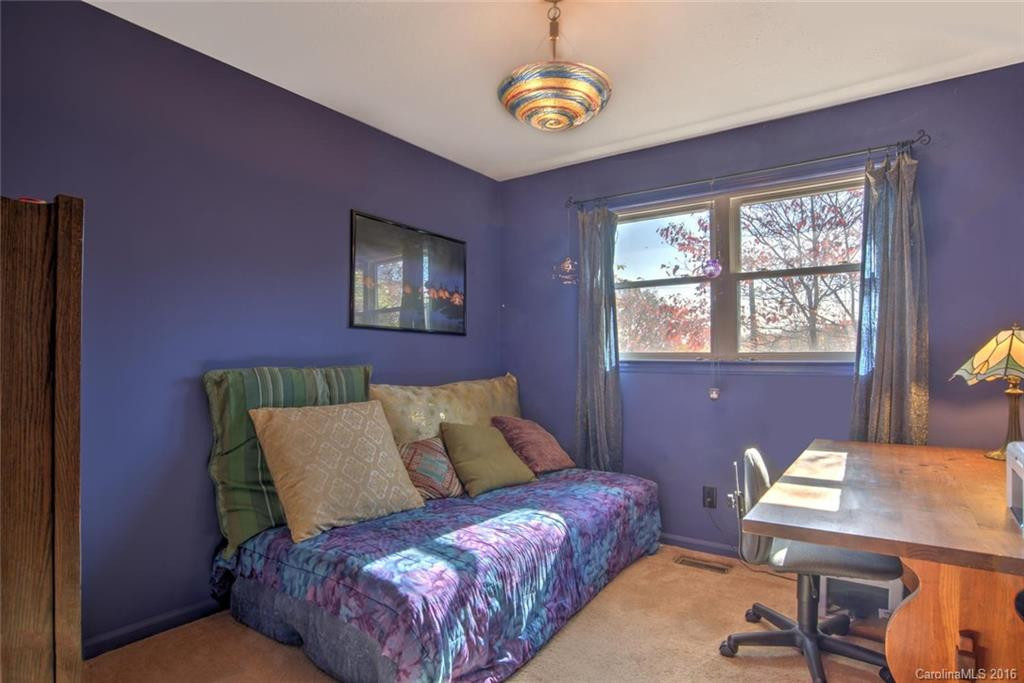 224 Lyndhurst Drive - Photo 19