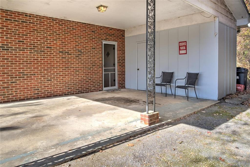 224 Lyndhurst Drive - Photo 21