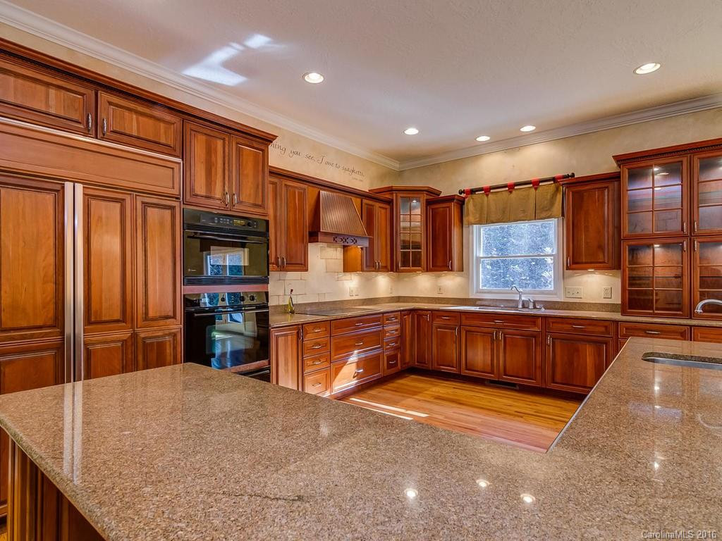 512 Cove Creek Road - Photo 11