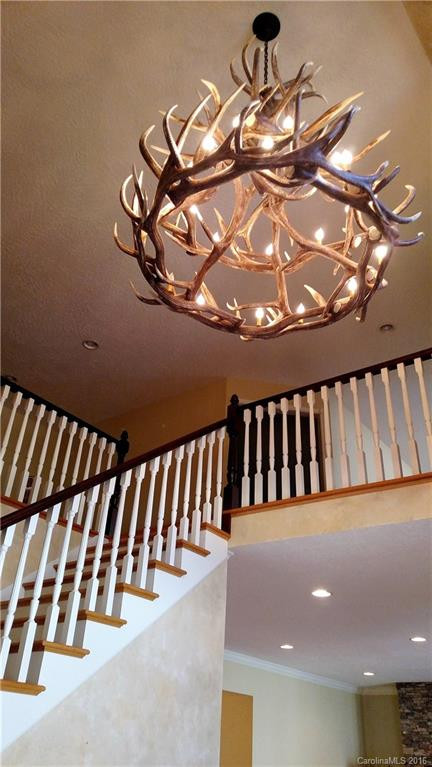 512 Cove Creek Road - Photo 3