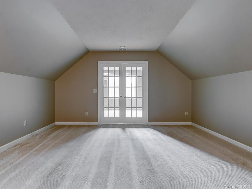 512 Cove Creek Road - Photo 21