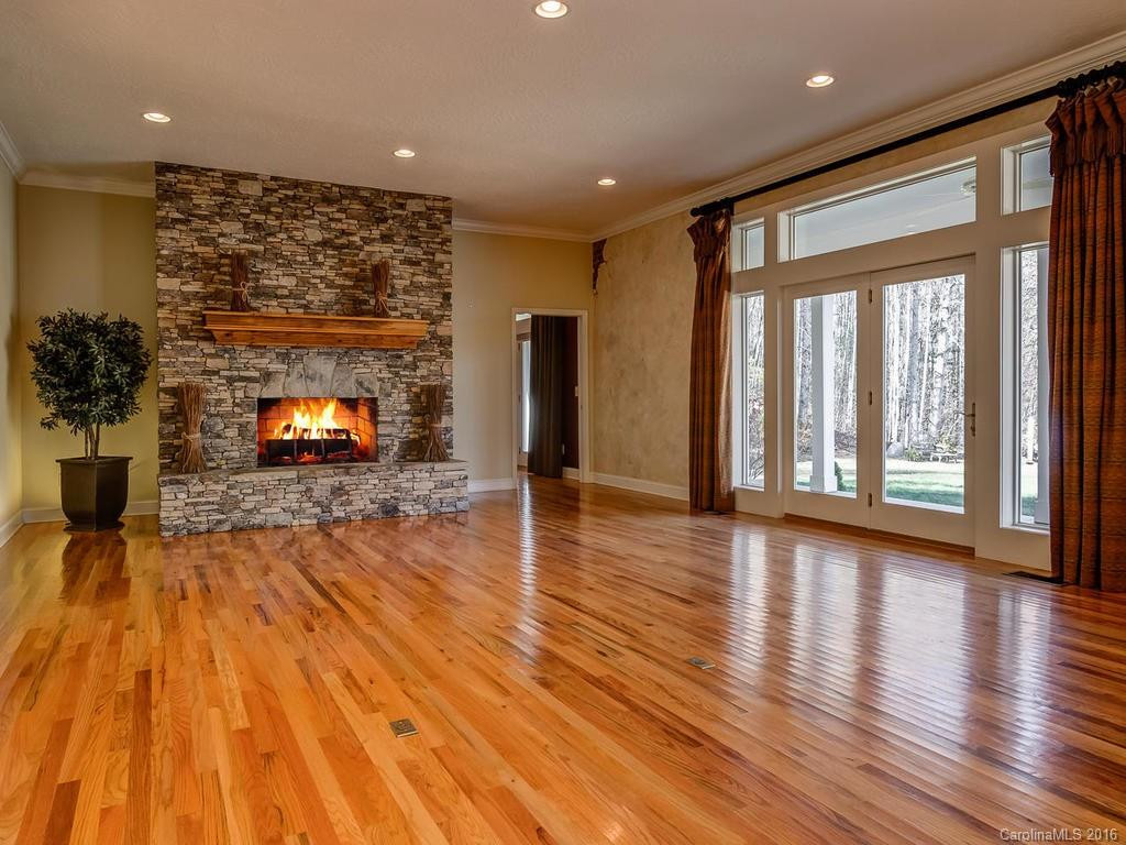 512 Cove Creek Road - Photo 5