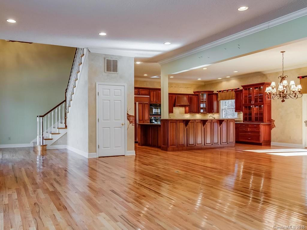 512 Cove Creek Road - Photo 7