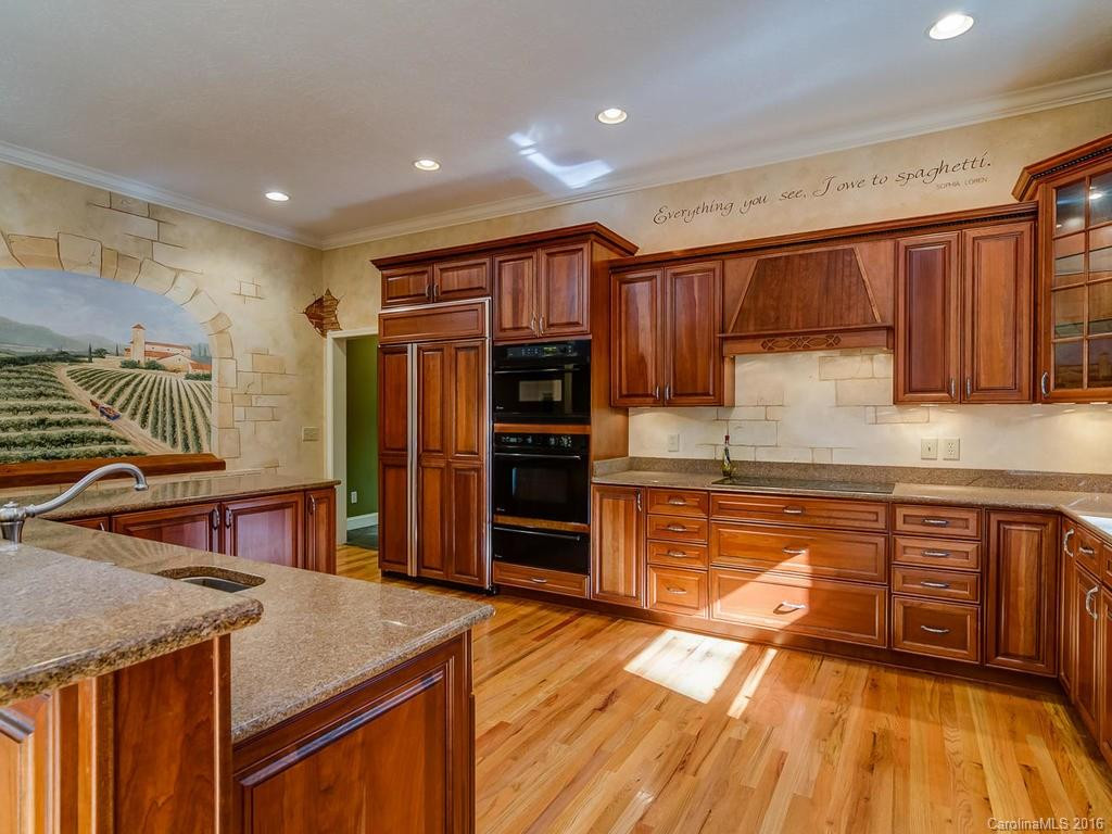 512 Cove Creek Road - Photo 10