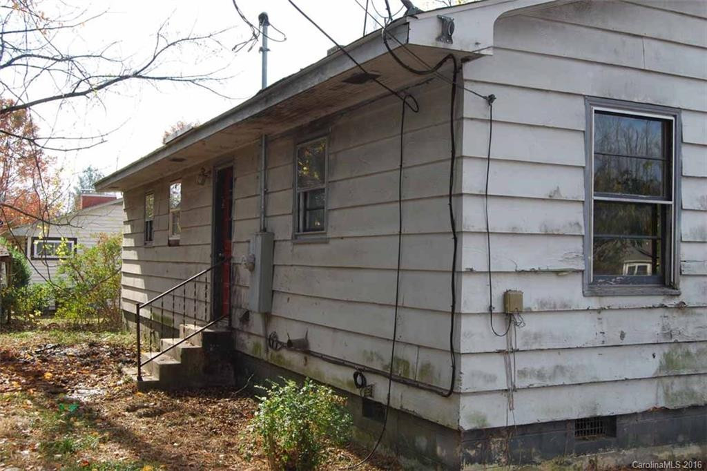 34 Hamilton Drive - Photo 3