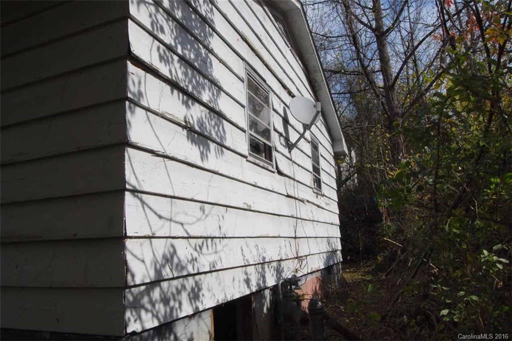 34 Hamilton Drive - Photo 4