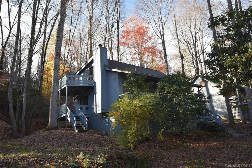 27 Gail Drive #9