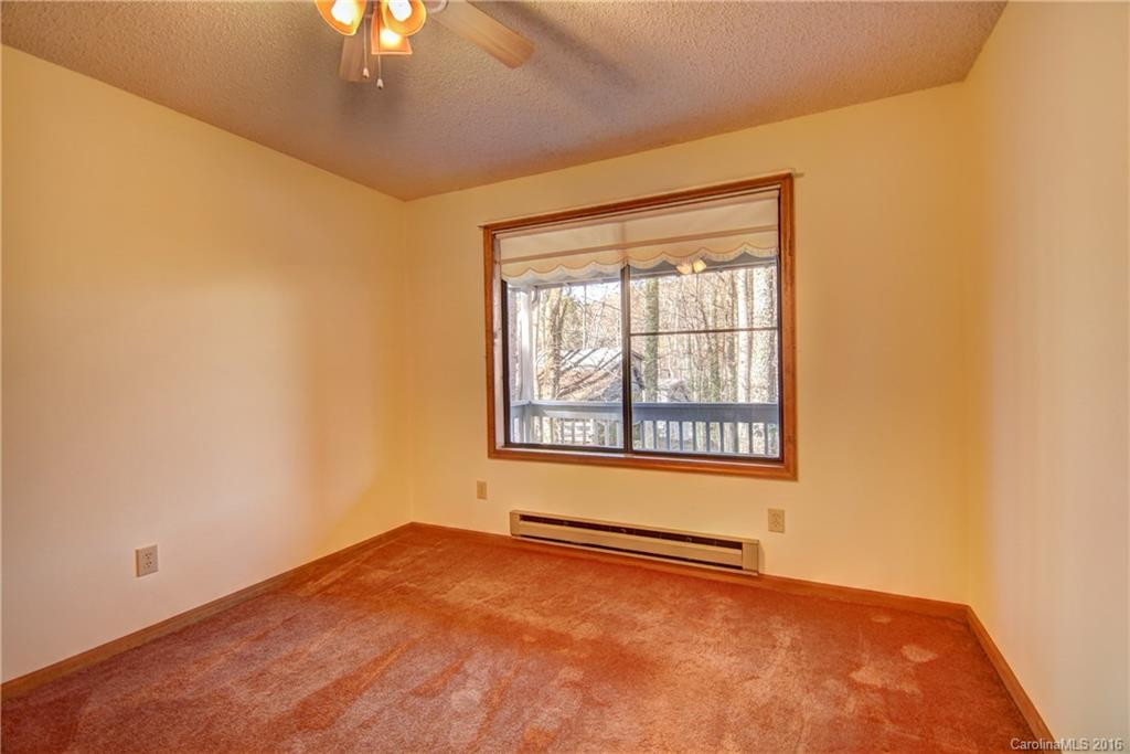 27 Gail Drive #9 - Photo 15