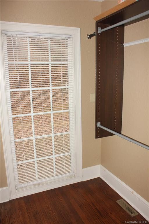 275 Belleview Road - Photo 10