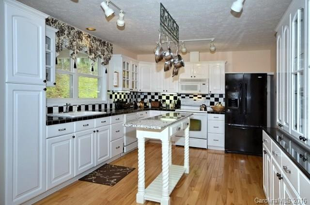 22 Mayapple Lane - Photo 5