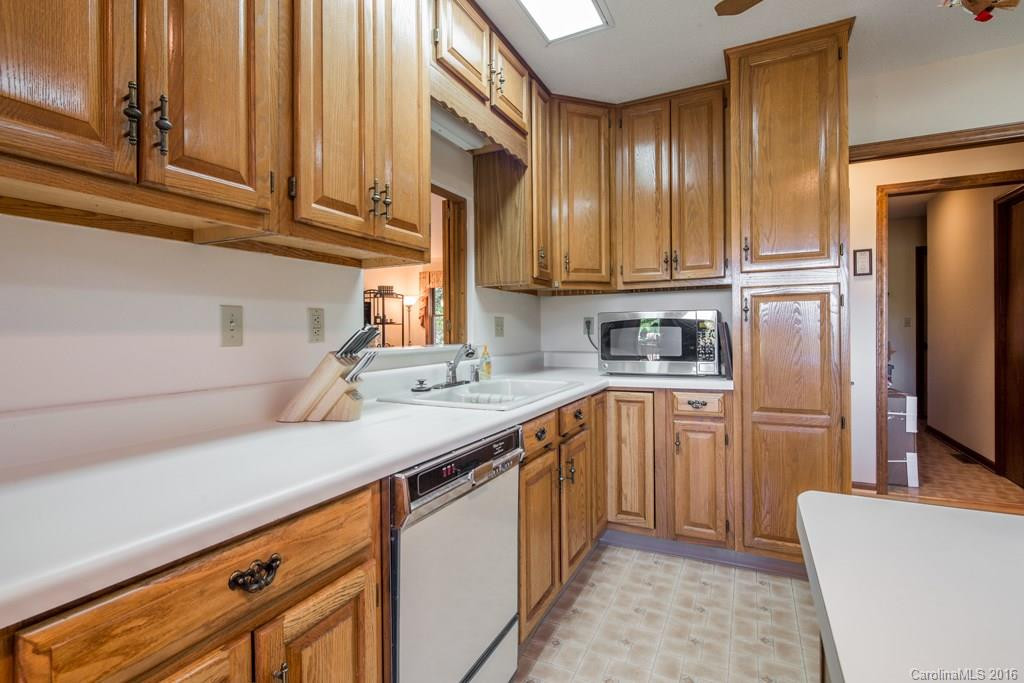 120 Partridge Path #phase 3/lot 24 - Photo 2