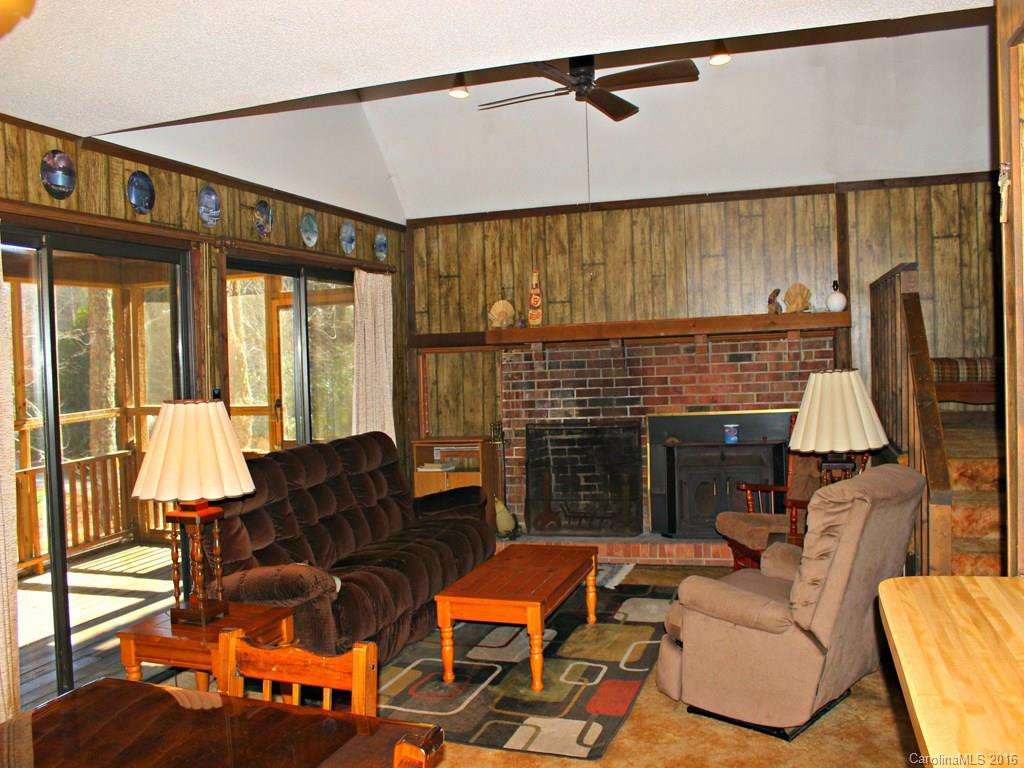 560 Mashstomp Road - Photo 4