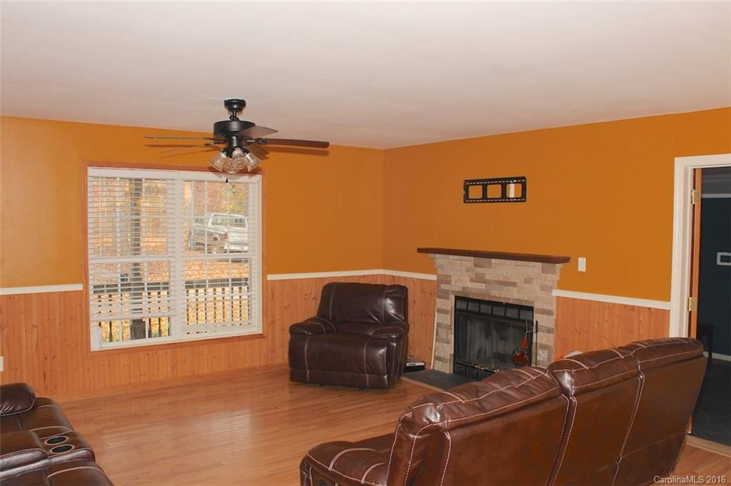 138 Hamilton Park - Photo 12