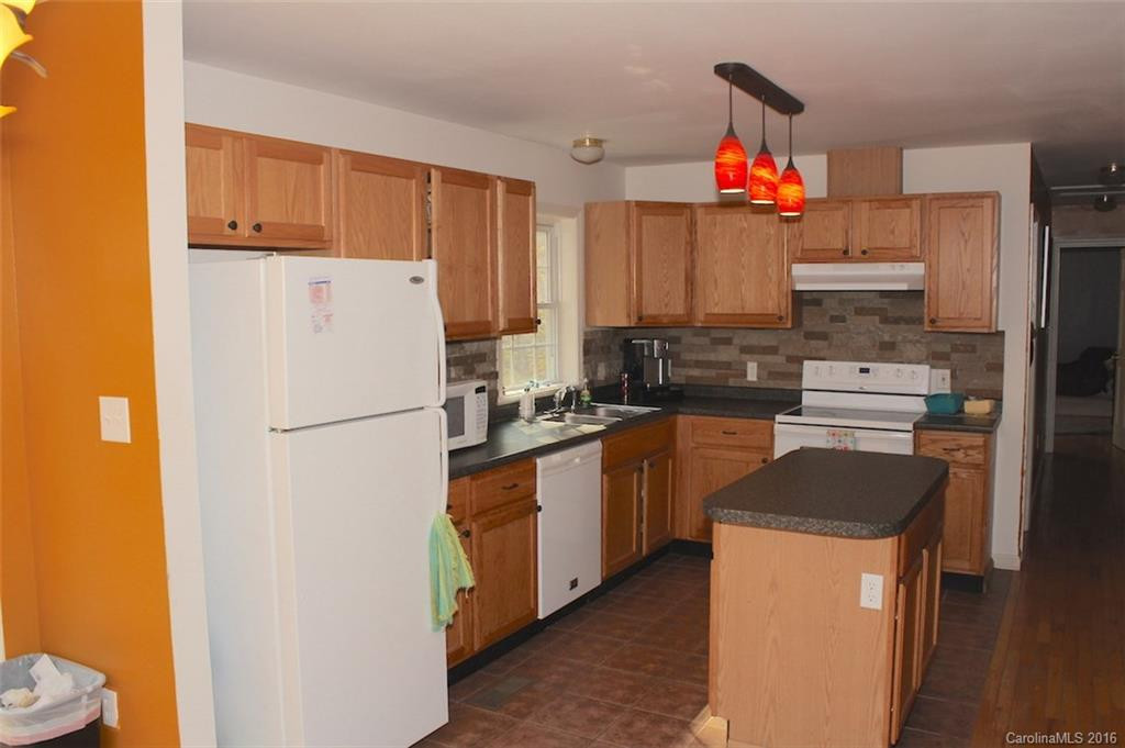 138 Hamilton Park - Photo 14