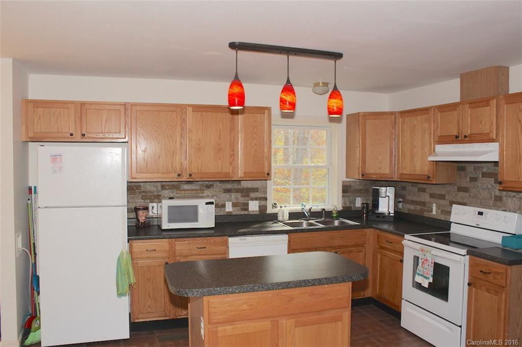 138 Hamilton Park - Photo 15