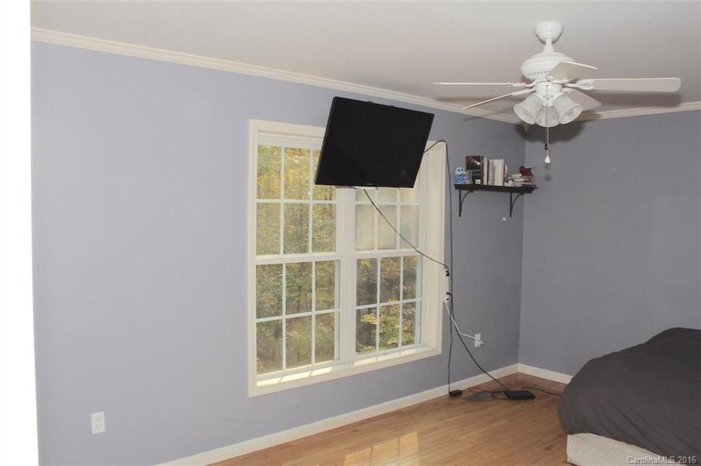 138 Hamilton Park - Photo 19