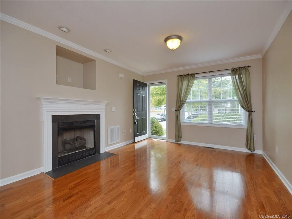 16 Kirby Road - Photo 2