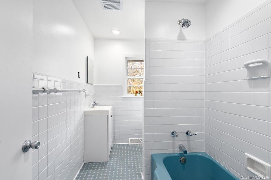 261 White Pine Drive - Photo 10