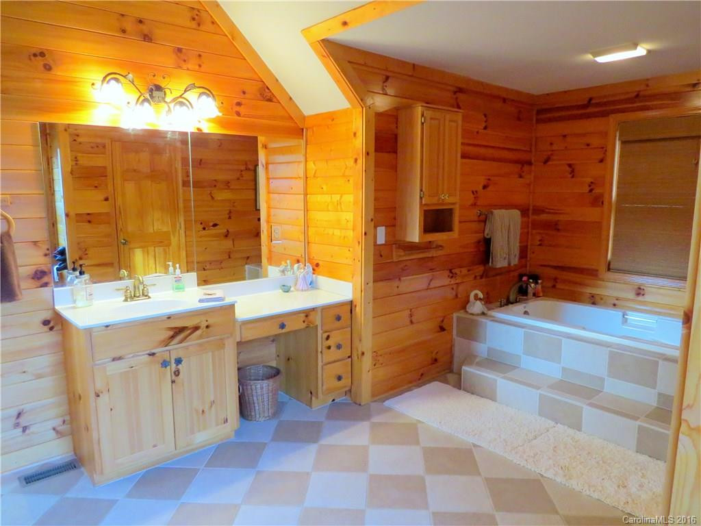 411 Weaver Creek Road - Photo 20