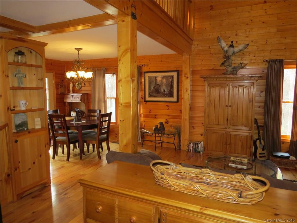 411 Weaver Creek Road - Photo 8