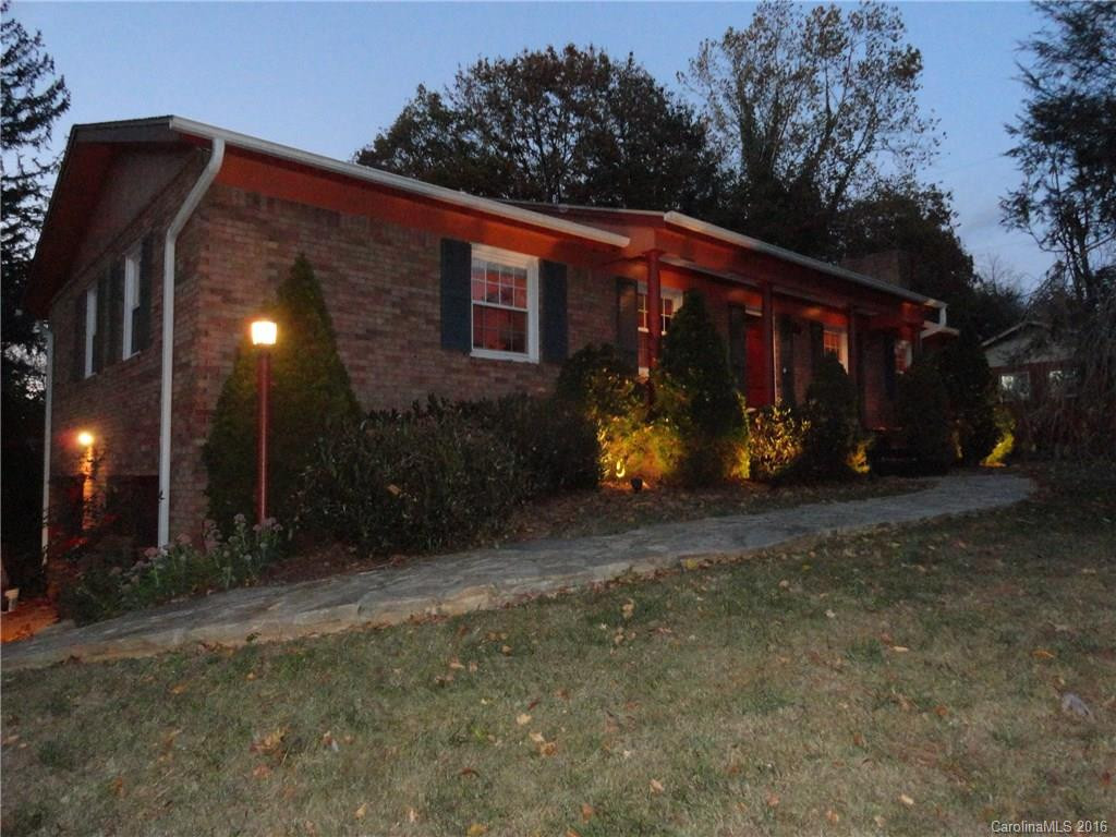 401 Lakeshore Drive - Photo 2