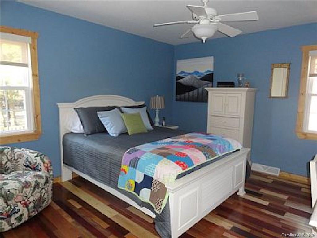 401 Lakeshore Drive - Photo 13