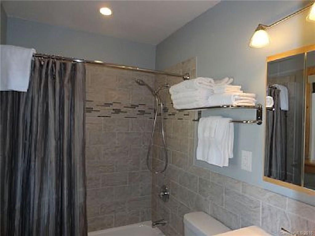 401 Lakeshore Drive - Photo 14