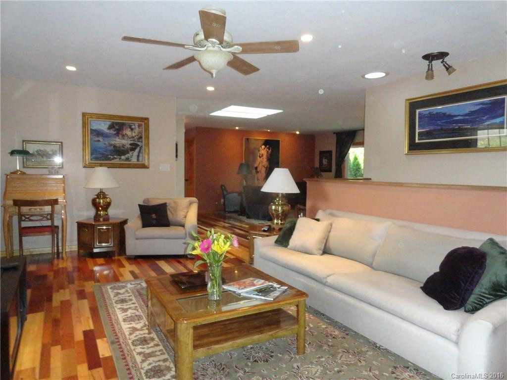 401 Lakeshore Drive - Photo 9