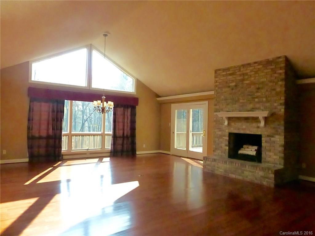 39 Hamilton Drive - Photo 5