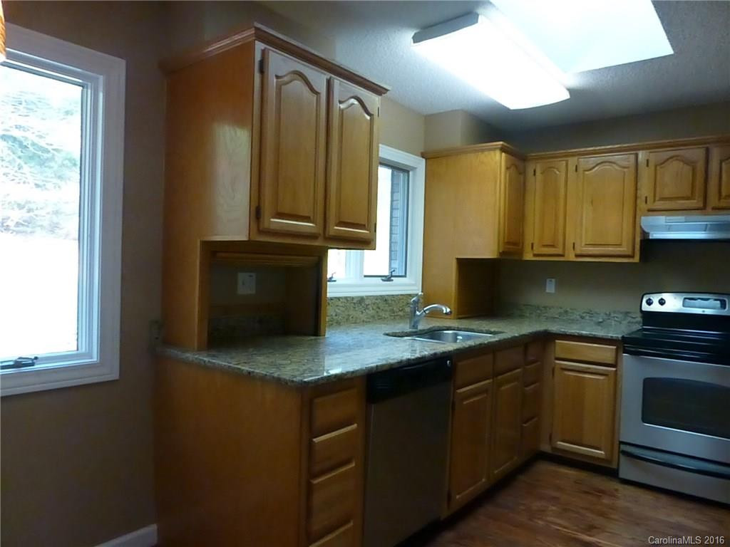 39 Hamilton Drive - Photo 8