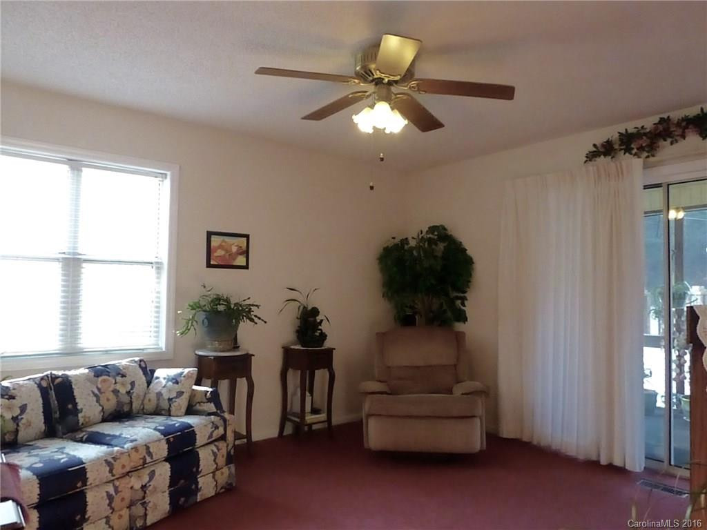104 Exeter Court #104 - Photo 14