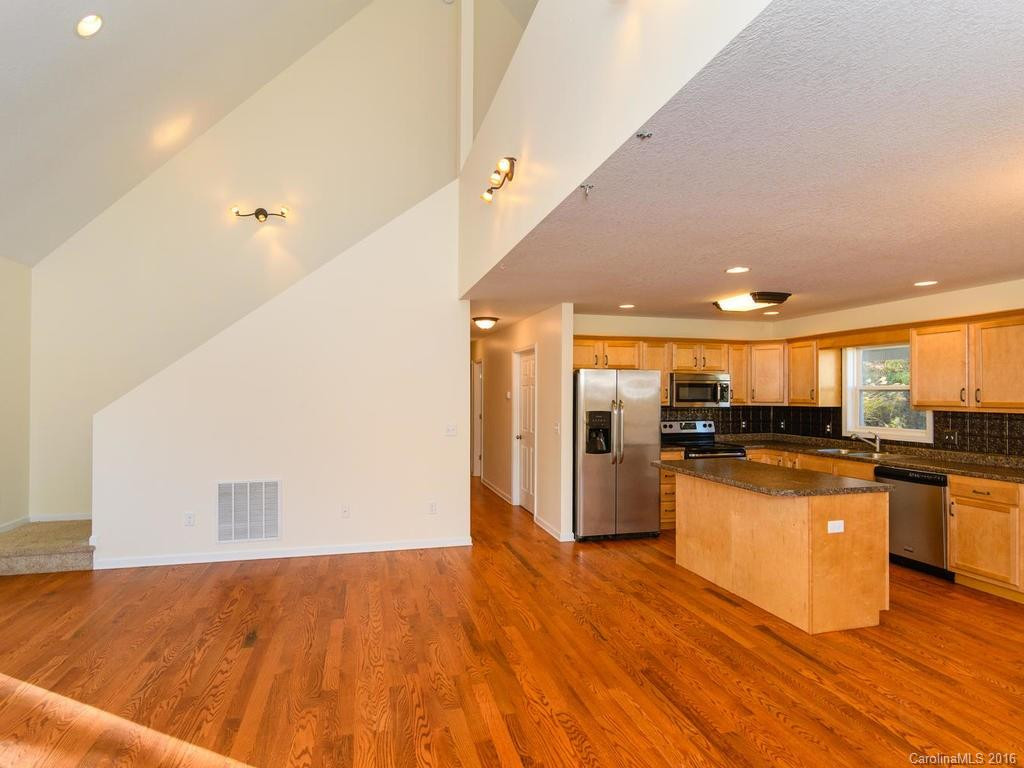 36 Southwoods Drive - Photo 7