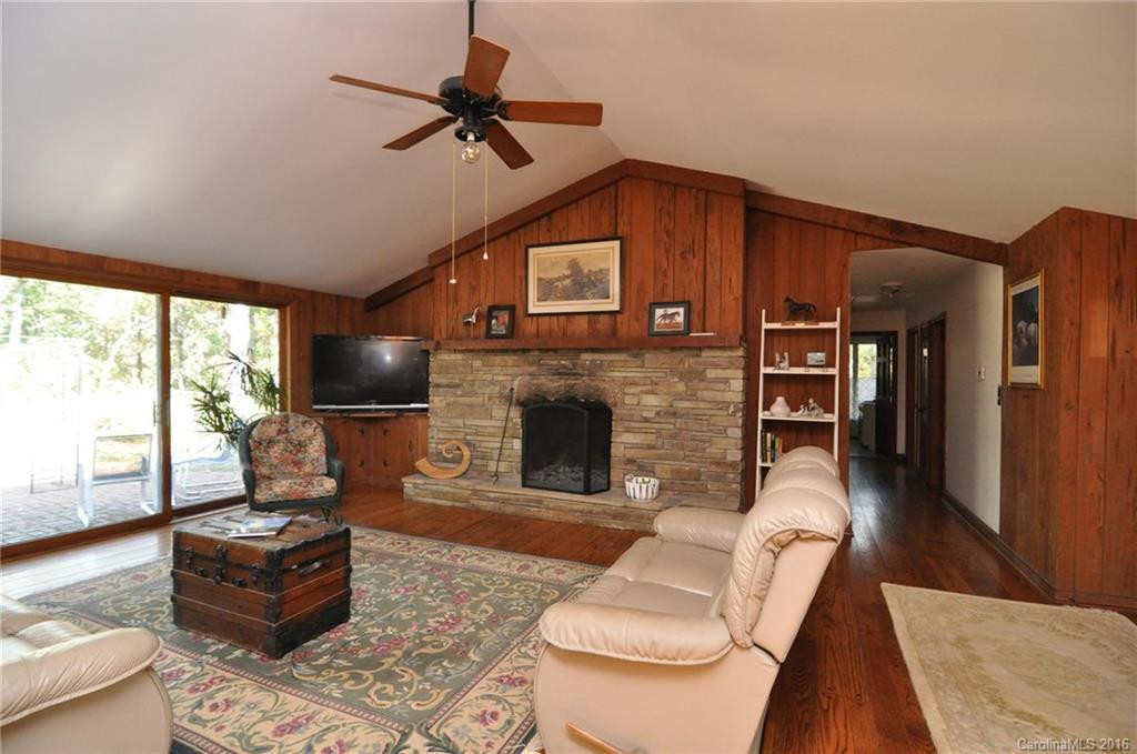 1072 Golf Course Road - Photo 5