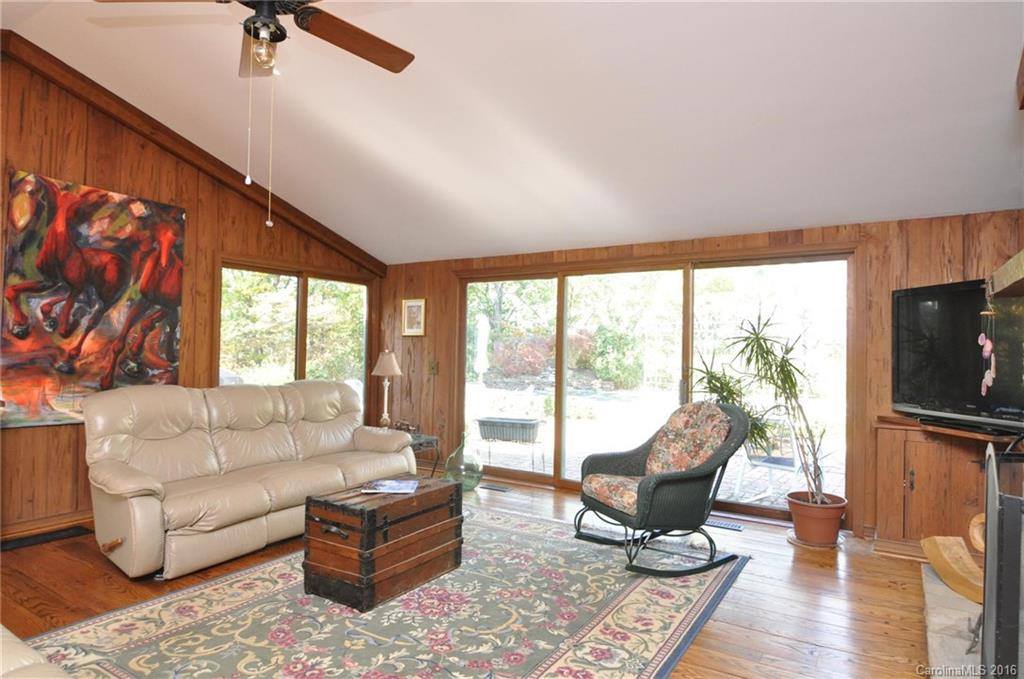 1072 Golf Course Road - Photo 6