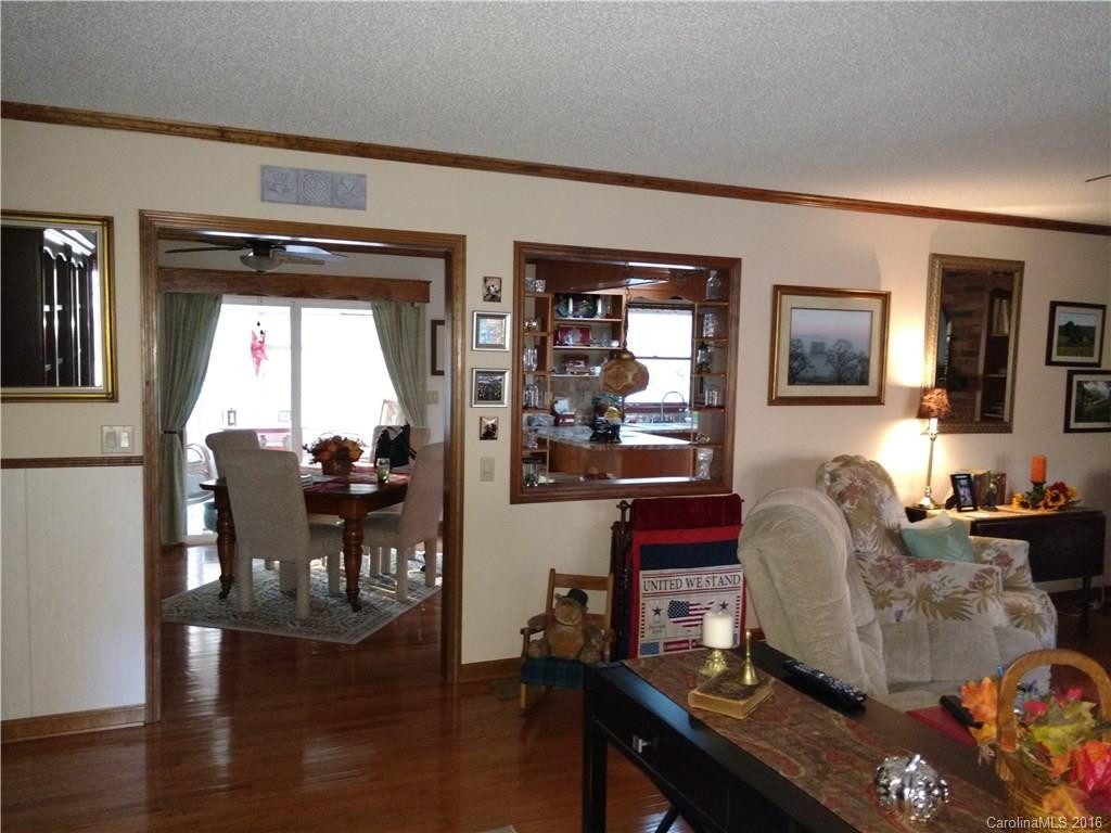 42 Justin Drive - Photo 9